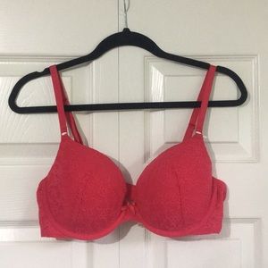 BRAND NEW, TAGS ATTACHED, Victoria's Secret Bra